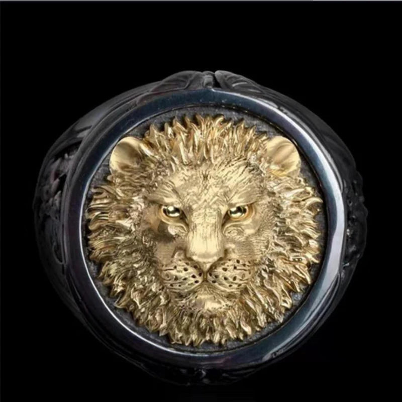 Vivid big gold lion head ring