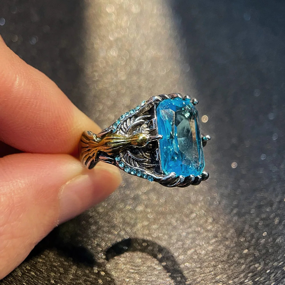 Retro Dragon Claw Golden Eagle Blue Gem Ring