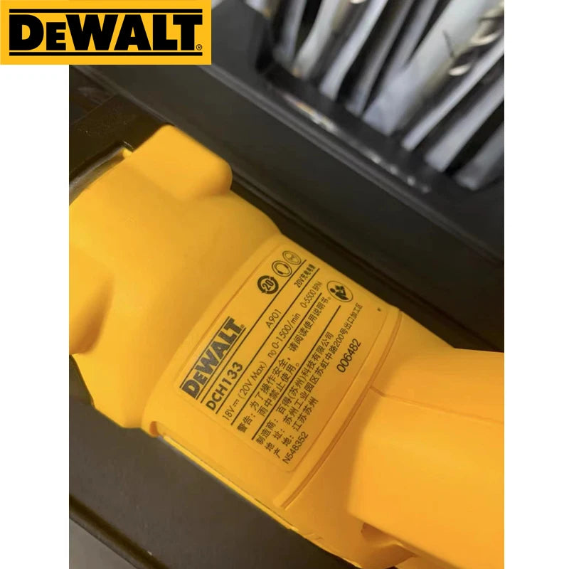 Dewalt DCH133M2/M1 Rotary Hammer Drill Kit