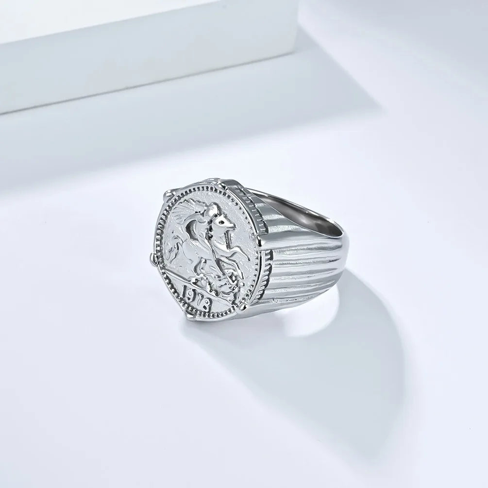 18k Gold Plated Knight Shaped Signet Ring