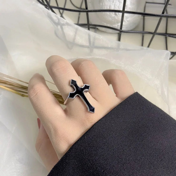 Retro Black Cross Ring