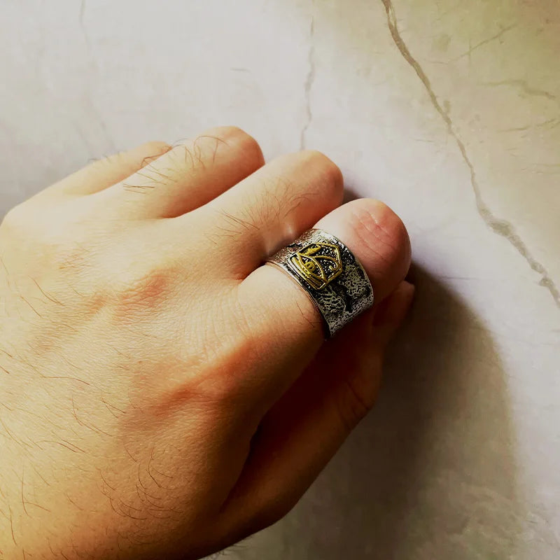 Retro Cracking Golden Horus Eye Wide Ring For Men Punk Gothic Adjustable Open Ring Handmade Designer Jewelry Unisex Accessories