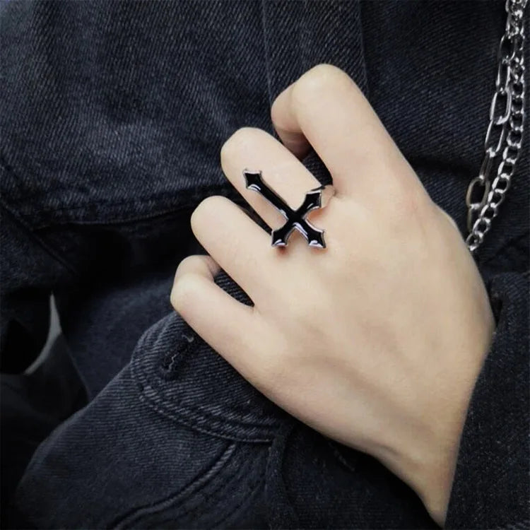 Retro Black Cross Ring