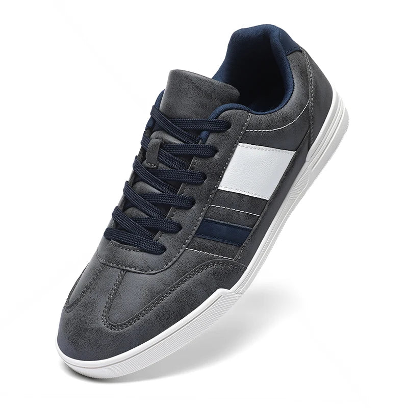 Casual Wide-toed Shoes