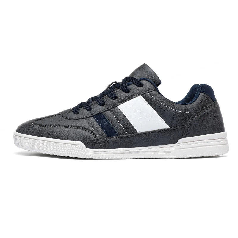 Casual Wide-toed Shoes