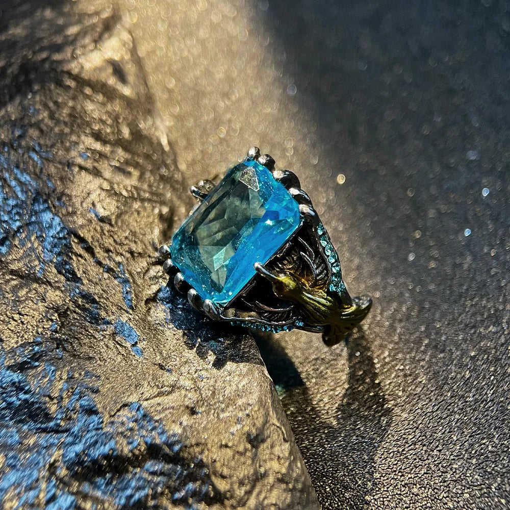 Retro Dragon Claw Golden Eagle Blue Gem Ring