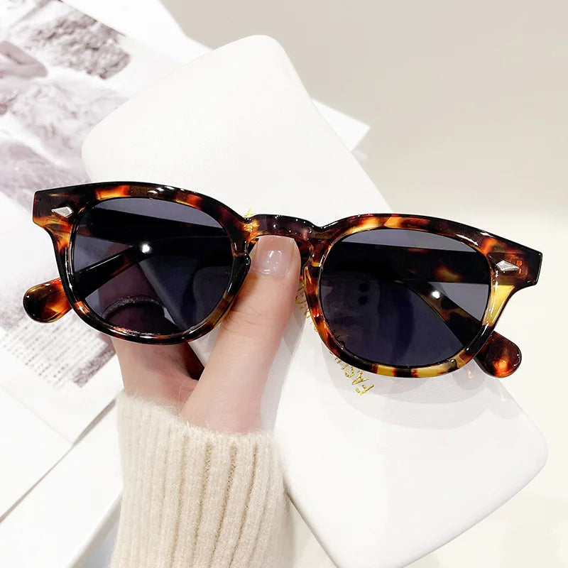 Vintage Fashion Shell Round Sunglasses
