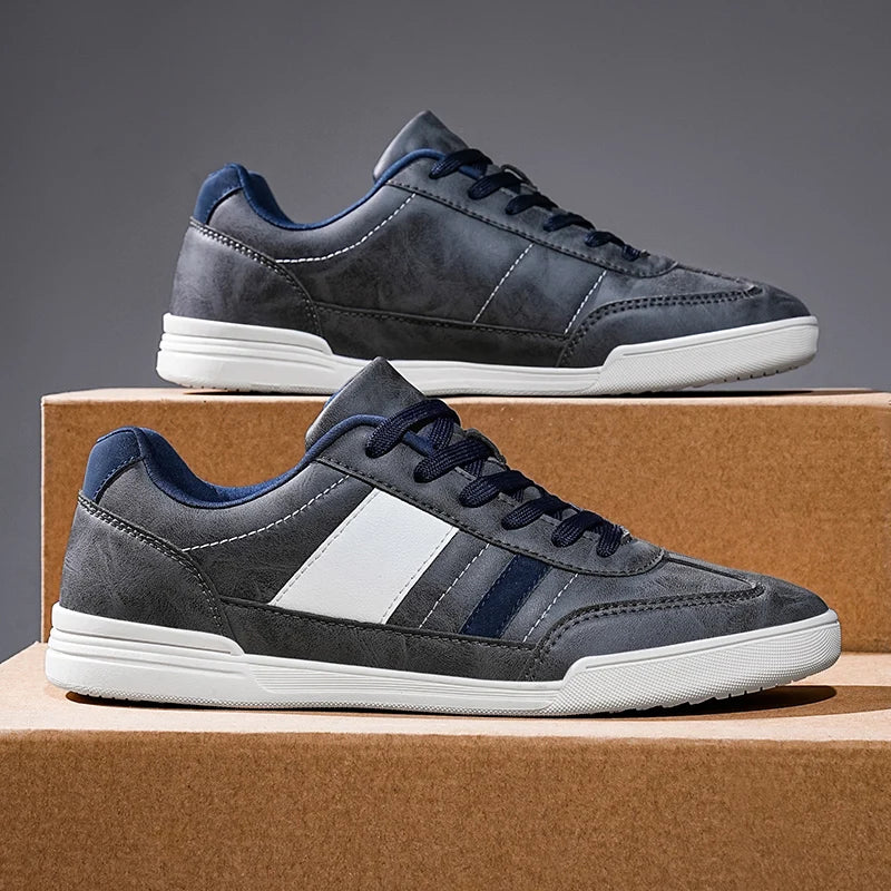 Casual Wide-toed Shoes