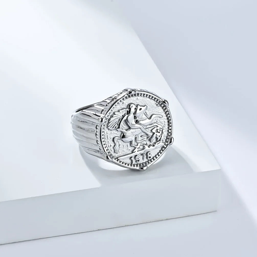 18k Gold Plated Knight Shaped Signet Ring