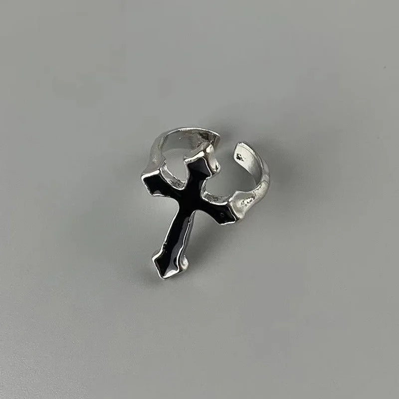Retro Black Cross Ring