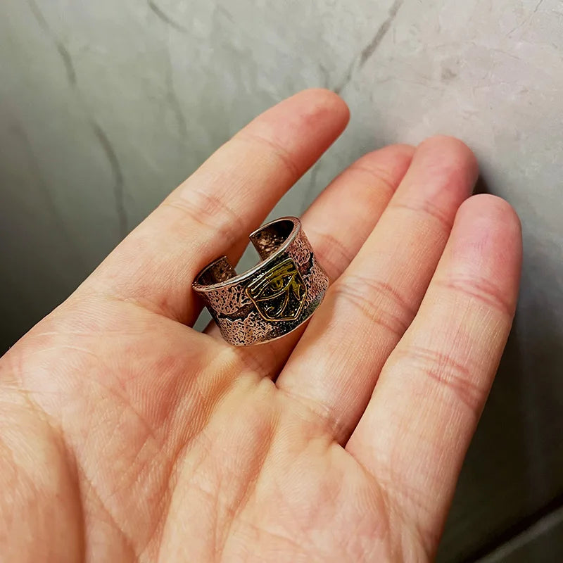 Retro Cracking Golden Horus Eye Wide Ring For Men Punk Gothic Adjustable Open Ring Handmade Designer Jewelry Unisex Accessories