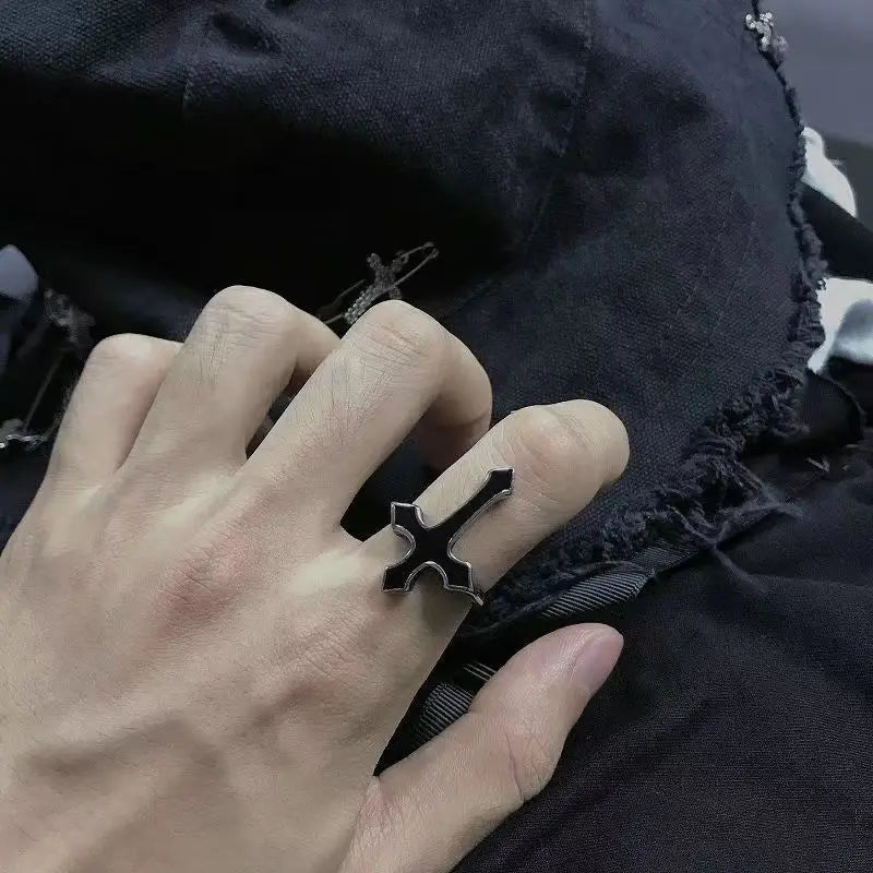 Retro Black Cross Ring