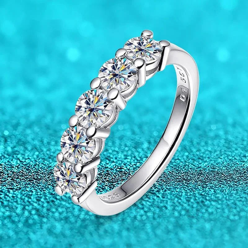 Joyce Jelly Moissanite  Wedding Band