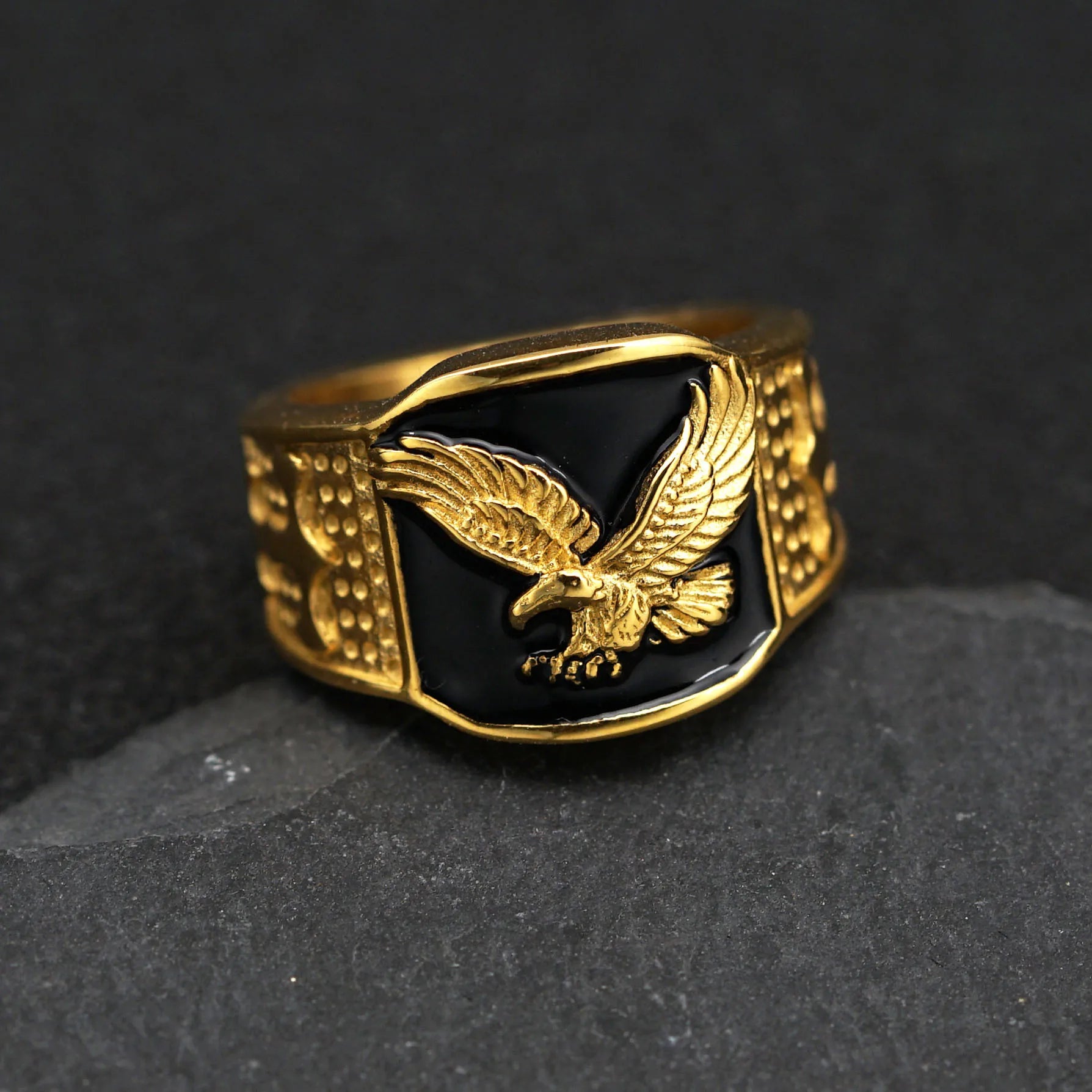 Domineering gold color stainless steel Eagle Ring